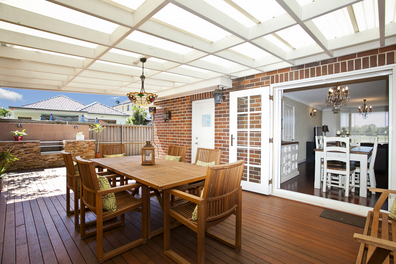 Outdoor Living Spaces and Kitchens